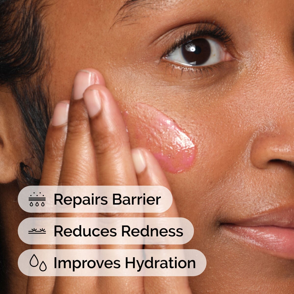 soothing-and-barrier-support-serum-set-j4 ord-soothing-barrier-support-serum-model-application-with-benefits.jpg